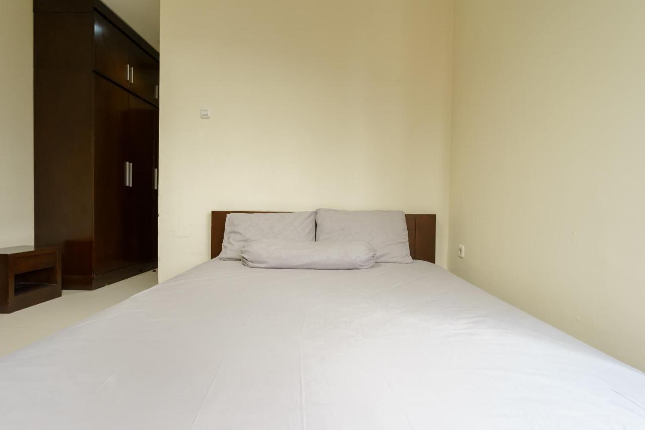 Dago Suites Syariah Cikarang Mitra Reddoorz Bekasi Exterior photo
